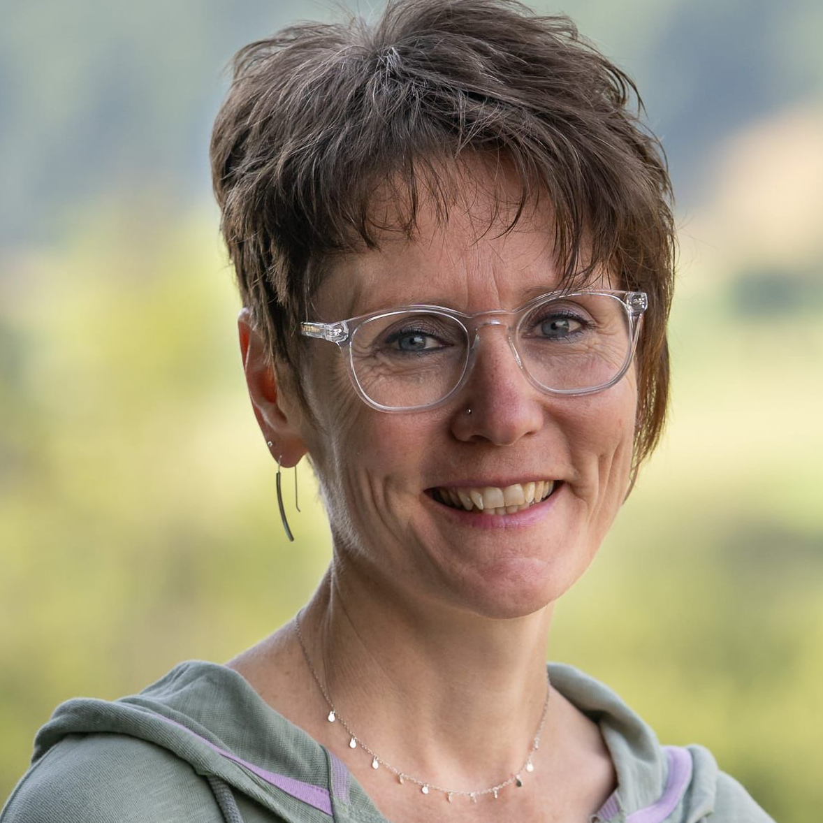 Portraet-Therese-Berger-Oasenhof-Gesundheistberatung-und-Naturwellness.JPG